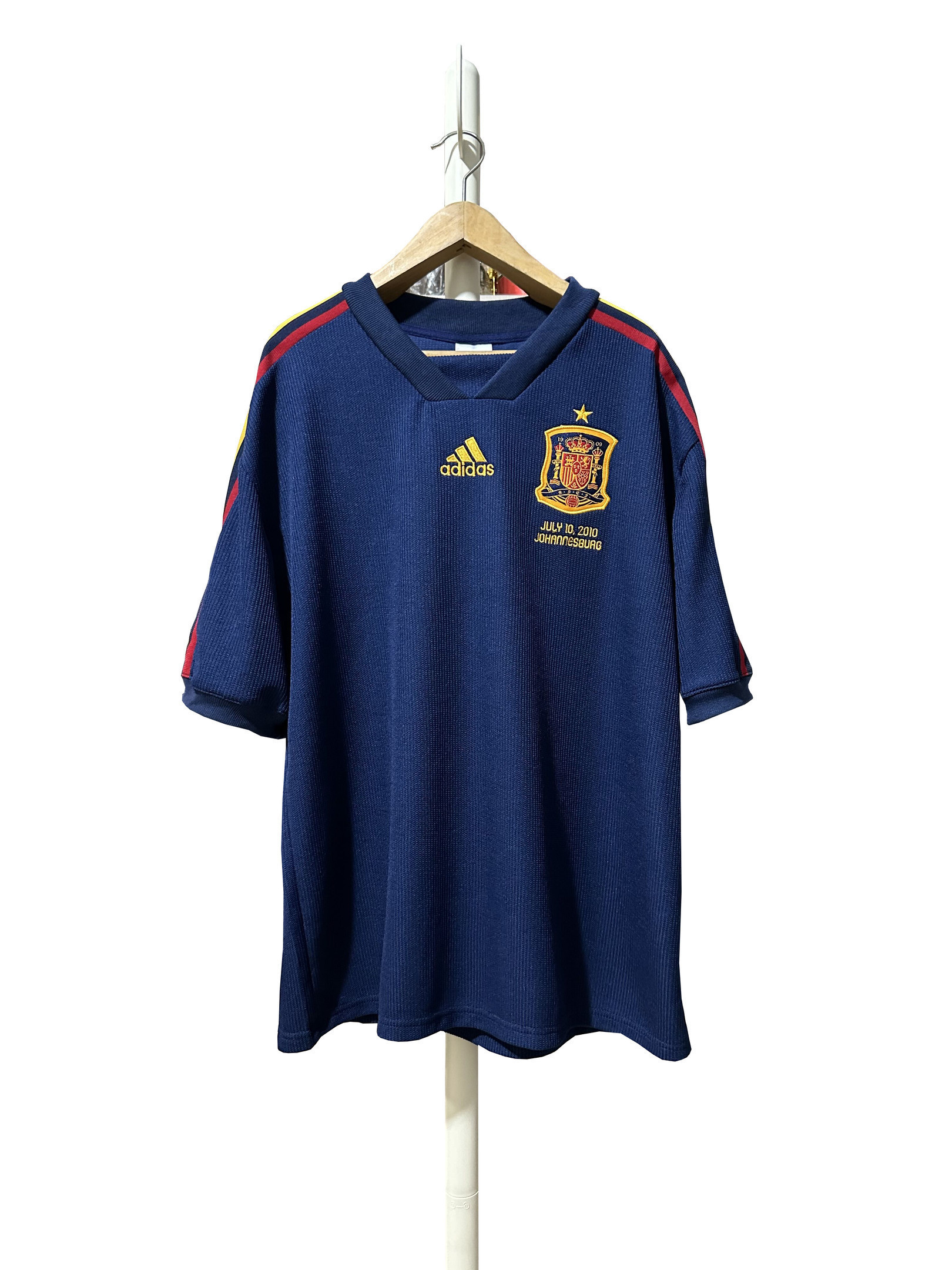 Spain 2010 World Cup Icon Men Retro Jersey – Navy