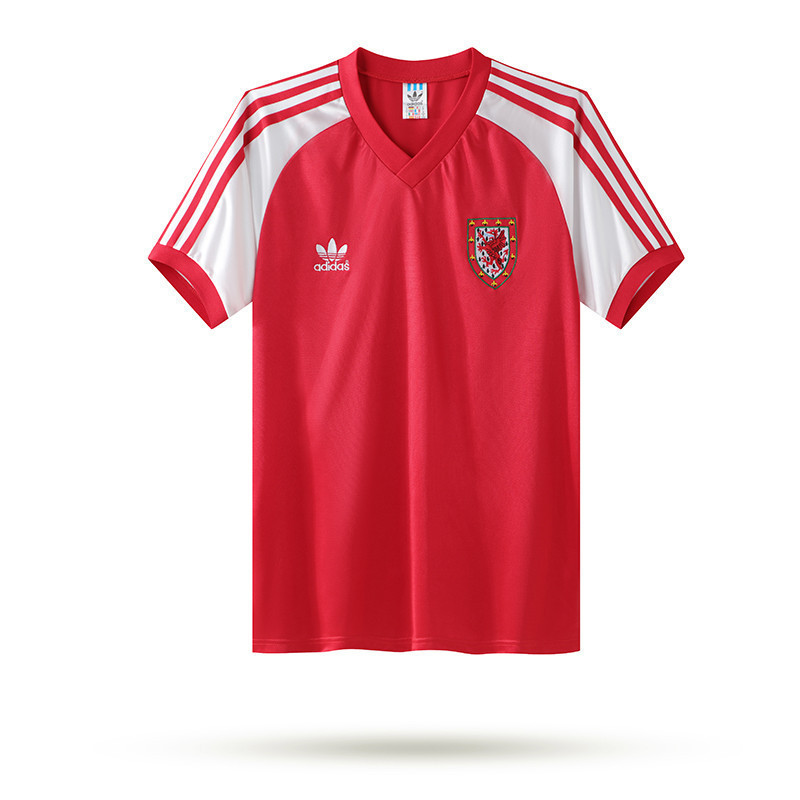 Wales 1982 Men Home Retro Jersey – Red