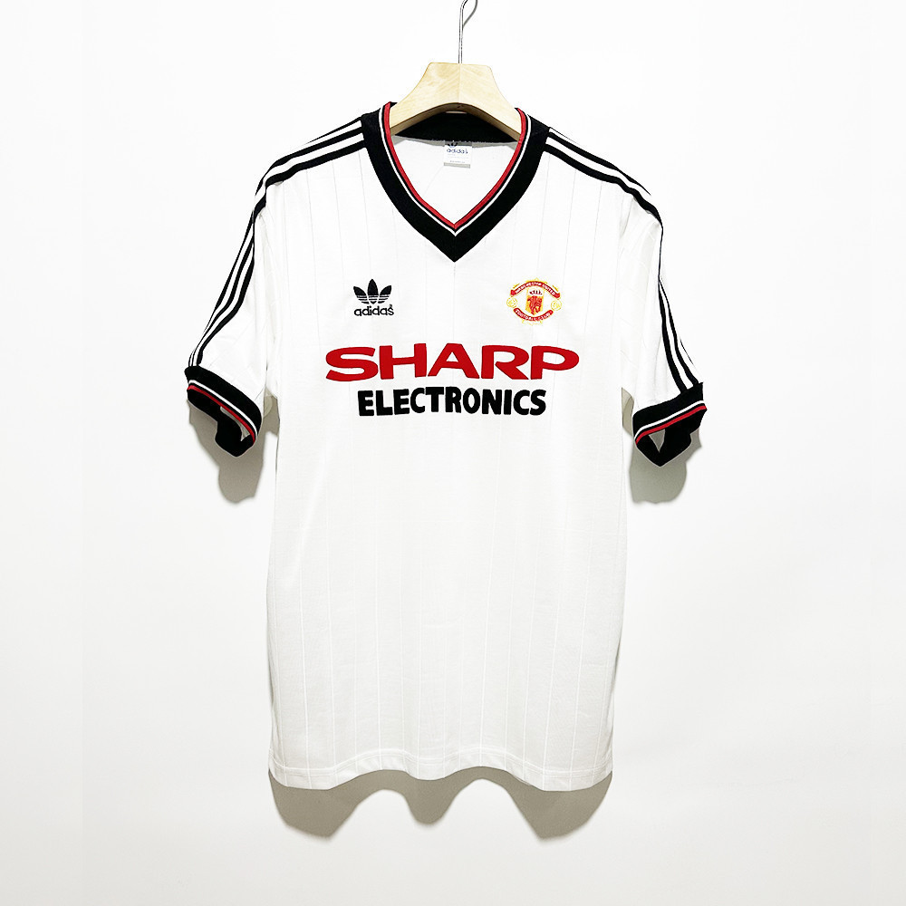 Manchester United 1982-83 Away Men Retro Jersey – White