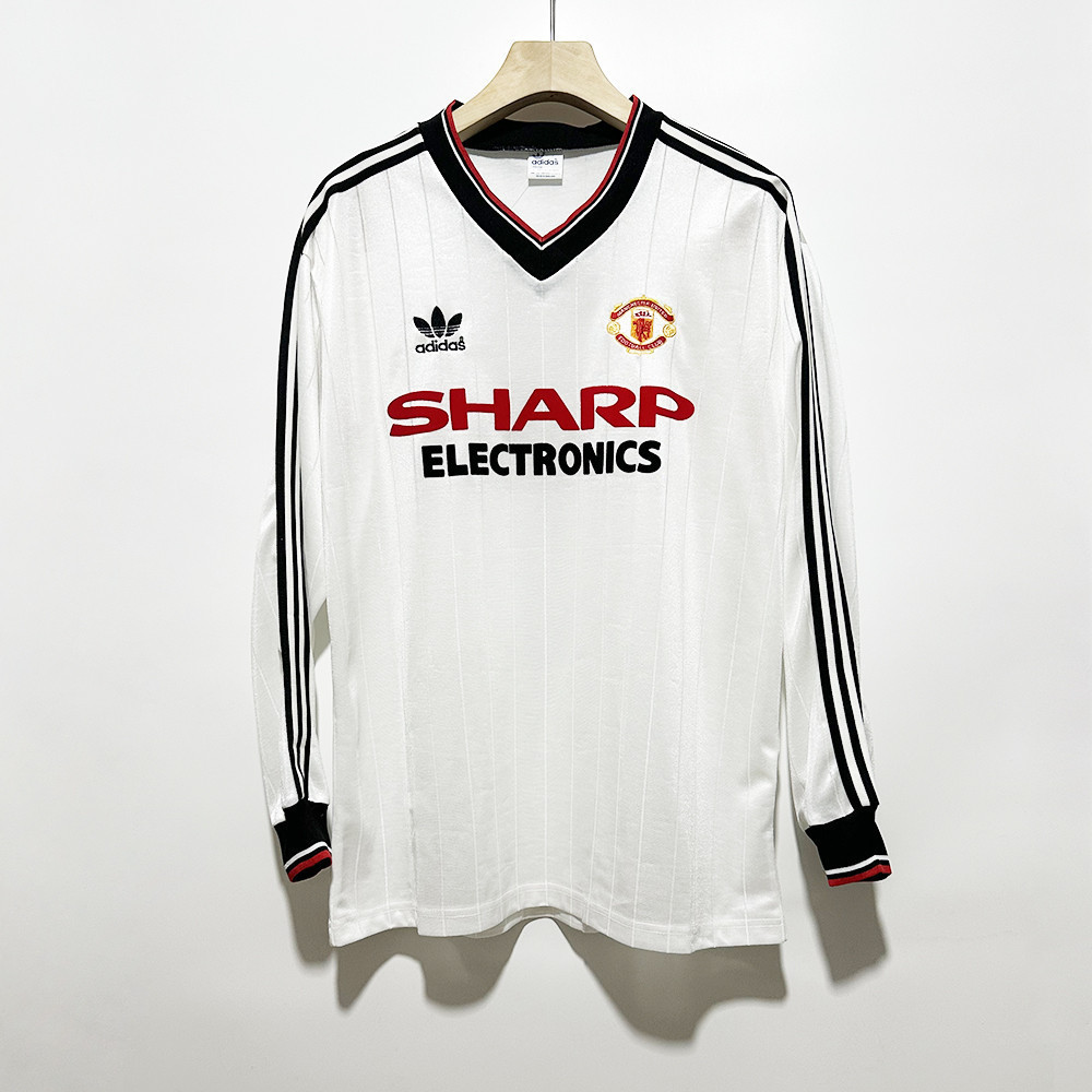 Manchester United 1982-83 Away Men Retro Jersey – Long Sleeve, White
