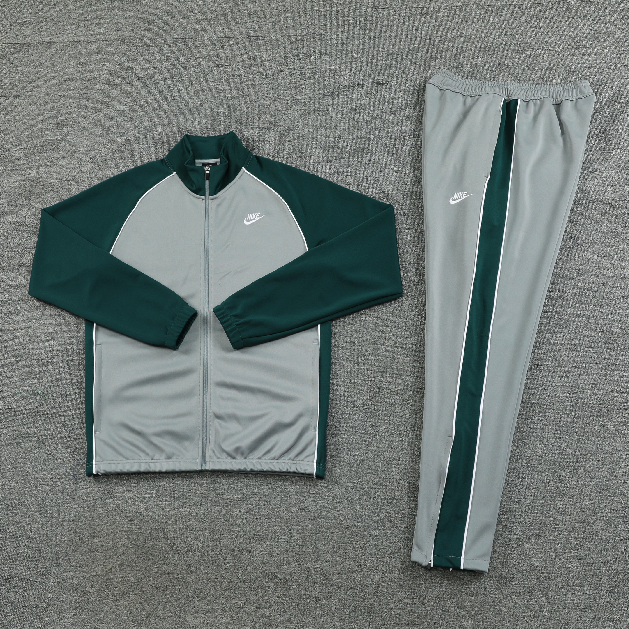 Nike Football Tracksuit/ Anthem Jacket 23/24 – Gray/Green