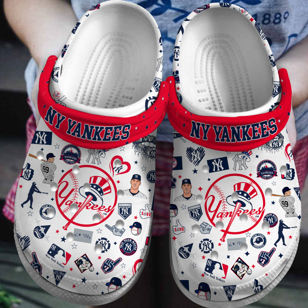 Premium New York Yankees MLB Crocs Shoes For Men Women - GNL14853