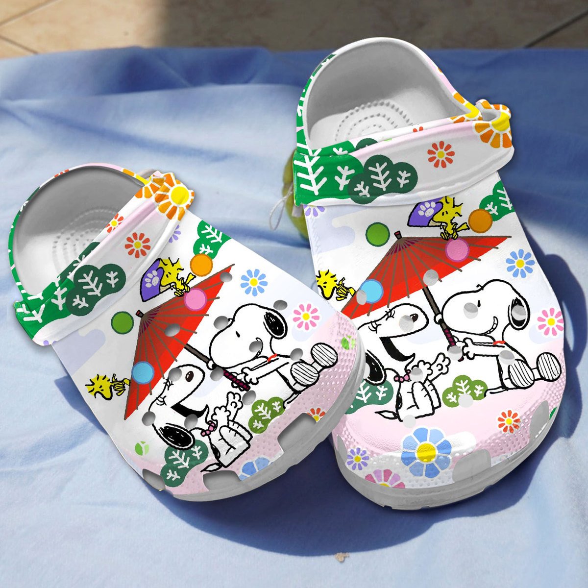 Eye-catching Clogs Snoopy And Belle Clogs Crocs Comfortable For Men Women and Kids