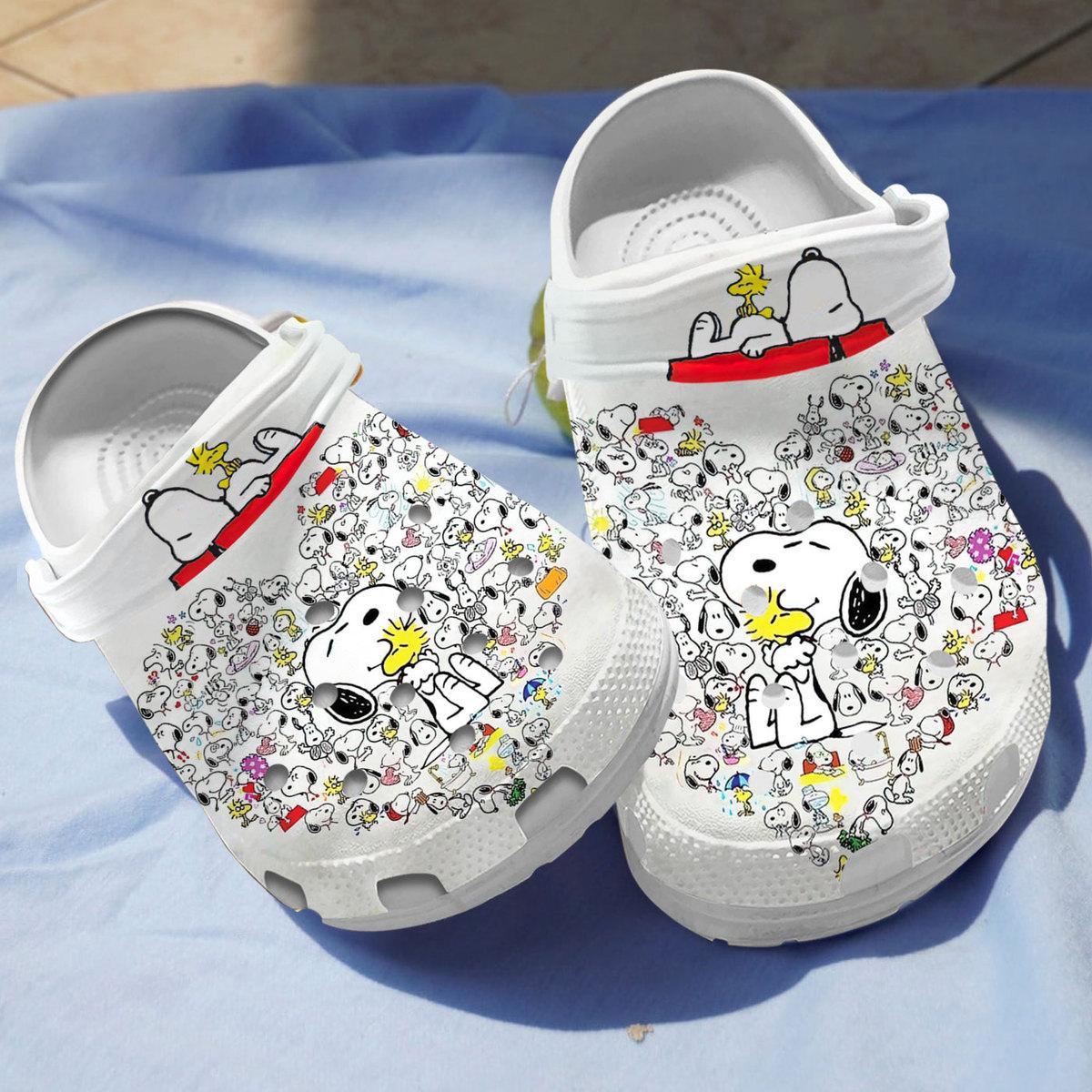 Love Snoopy Cartoon Clogs Crocs For Men Women and Kids GAY0604207
