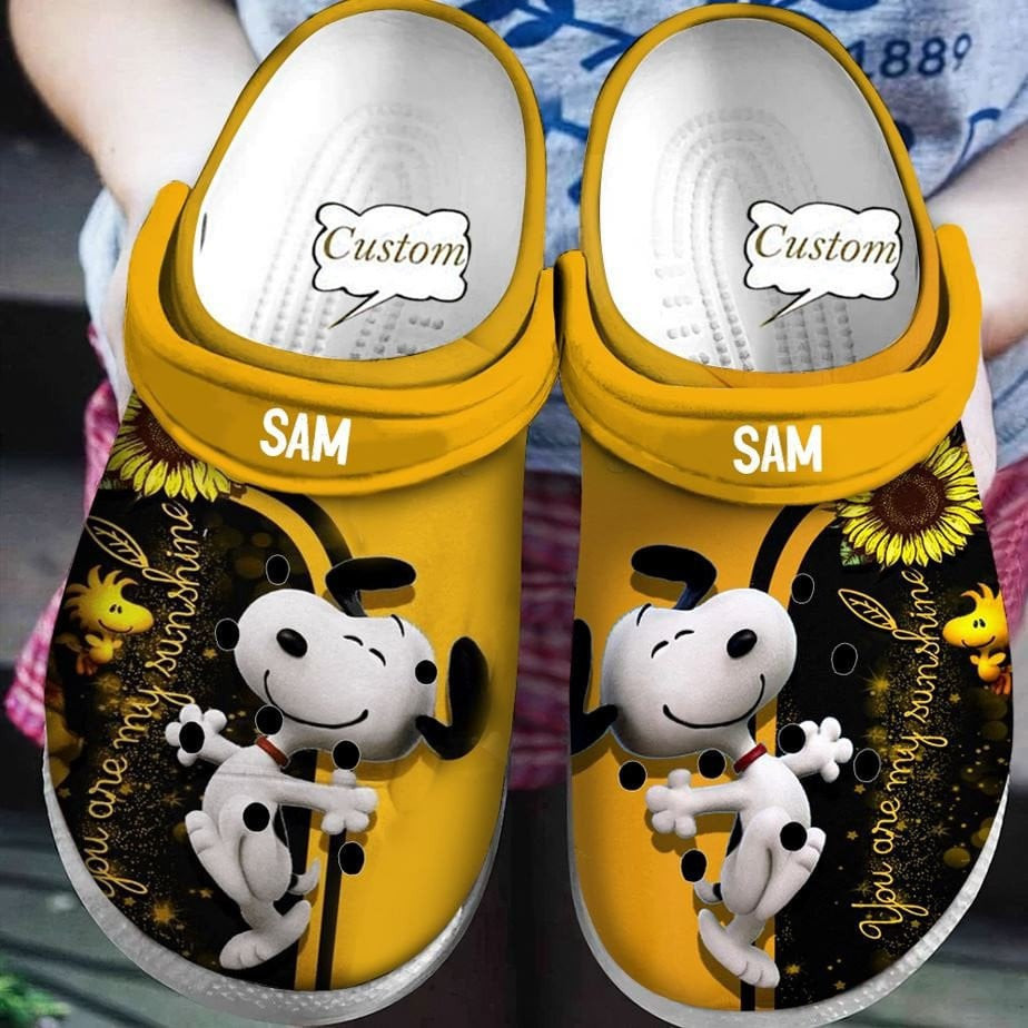 Snoopy Clogs Shoes Comfortable for men women Crocs Comfortable For Men Women and Kids - GNL1465124