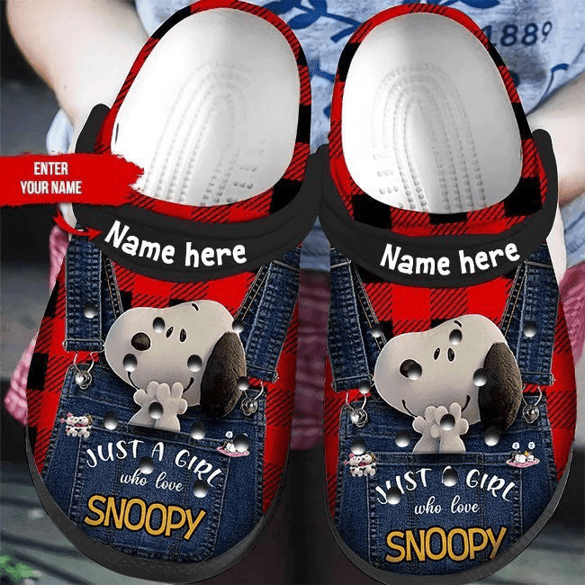 Snoopy Peanuts Comfortable Clogs Shoes For Men Women Crocs Comfortable For Men Women and Kids
