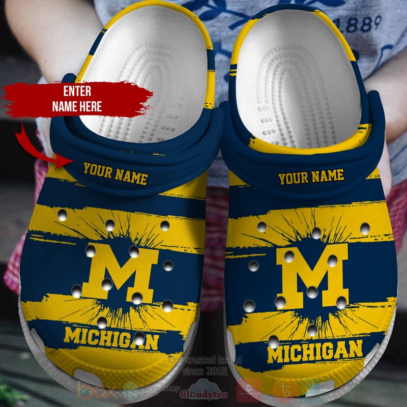 Michigan Wolverines 2025 NCAA Sport Crocs Clogs For Men Women and Kids - GNL146809