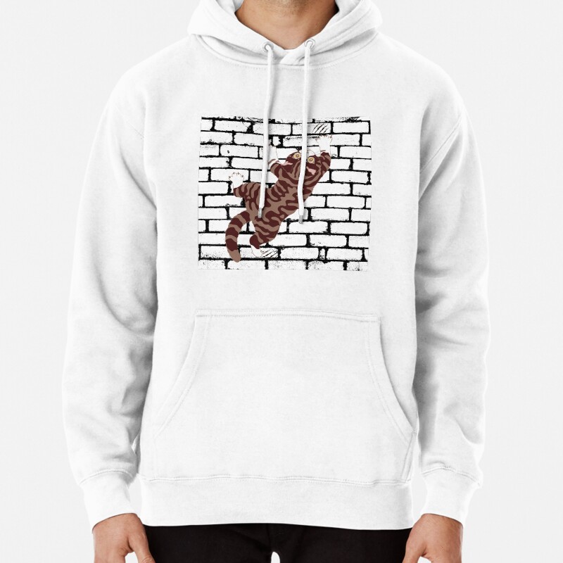 Cute Funny Brown Tabby Cat Climbing Cat Art Gifts For Tabby Cat Lovers  Pullover Hoodie