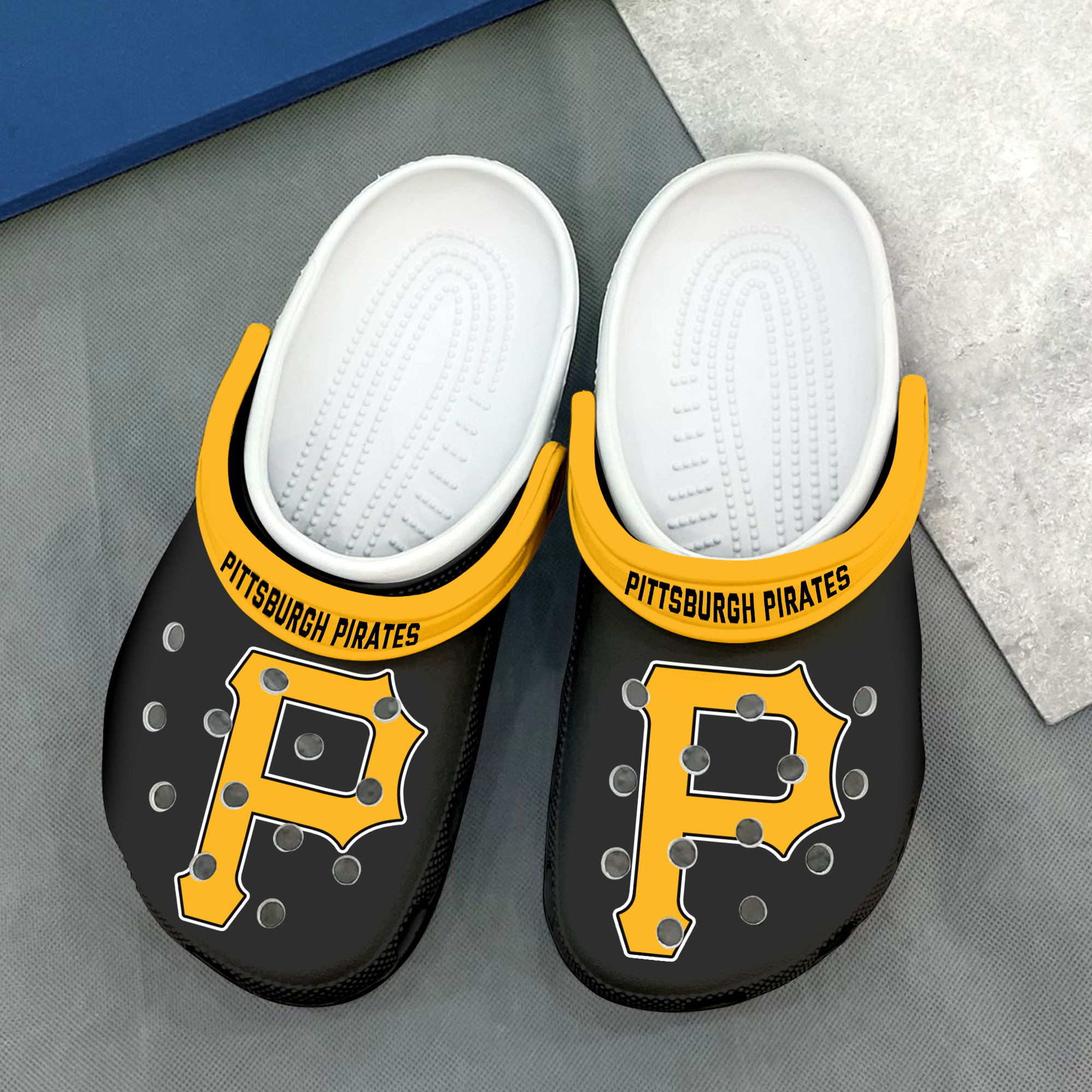Pittsburgh Pirates Iconic Fan, Pittsburgh Pirates Iconic Crocs Clogs