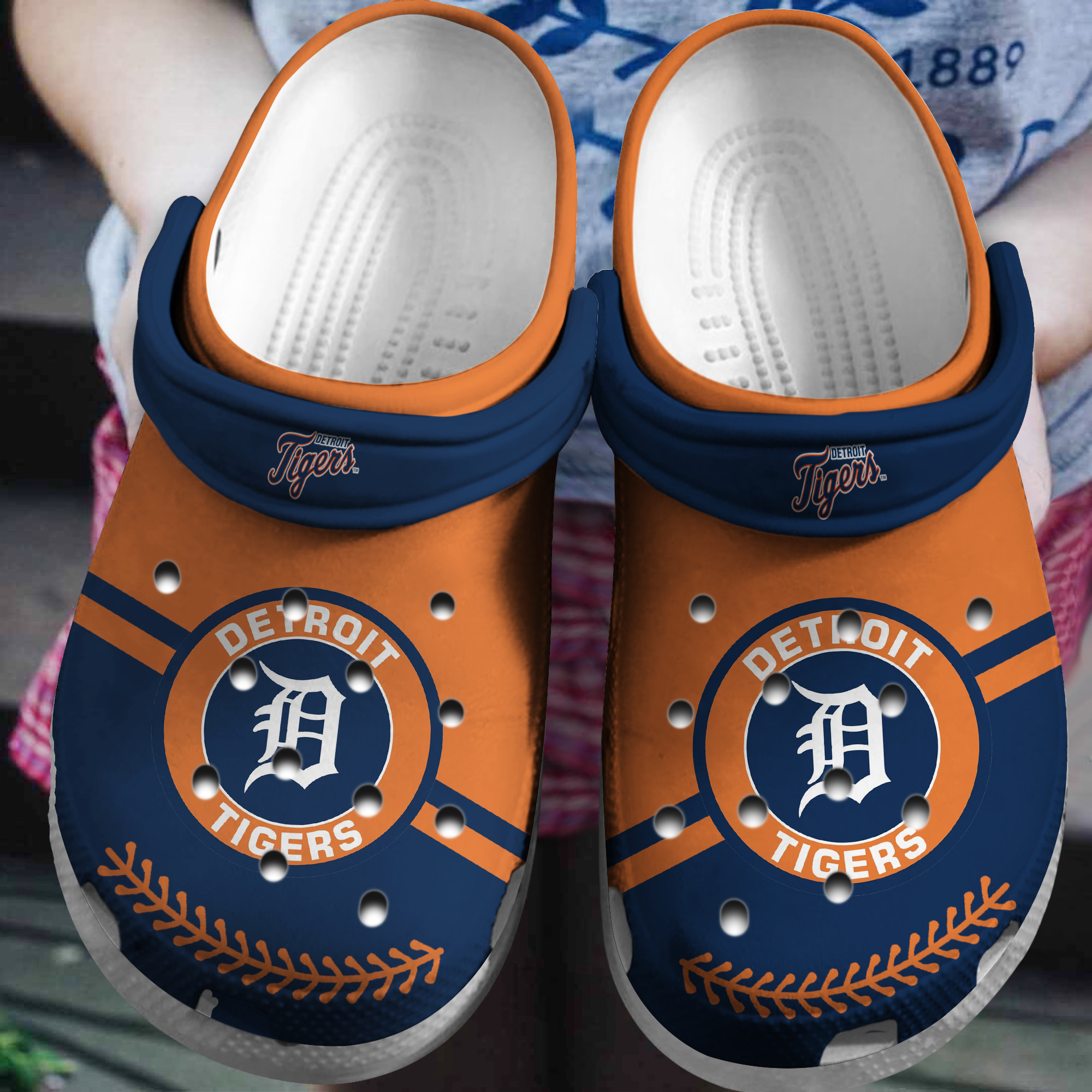 New York Yankees Mlb Team For Fan 4 Rubber Crocband, New York Yankees Crocs Clogs For Men Women and Kids
