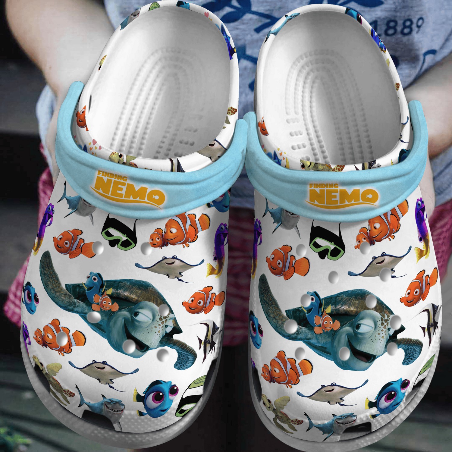 Finding Nemo Swimming With Big Turtle Fast Crocs Clogs For Men Women and Kids