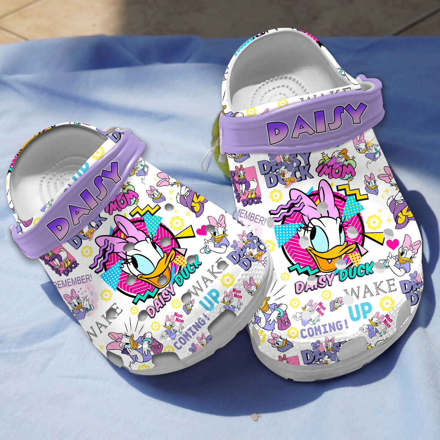 Water-proof Slippers Daisy Duck Pretty Cartoon Crocs Clogs For Men Women and Kids