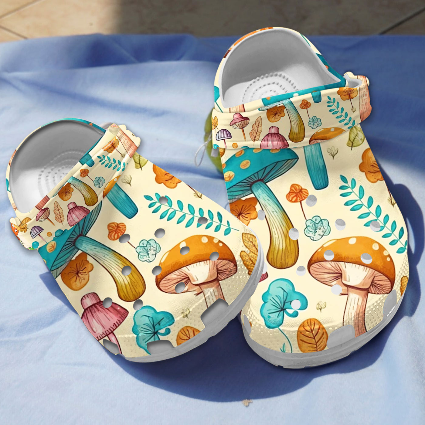 Lightweight Mushroom Slippers Yellow, Lightweight Mushroom Slippers Crocs Clogs For Men Women and Kids