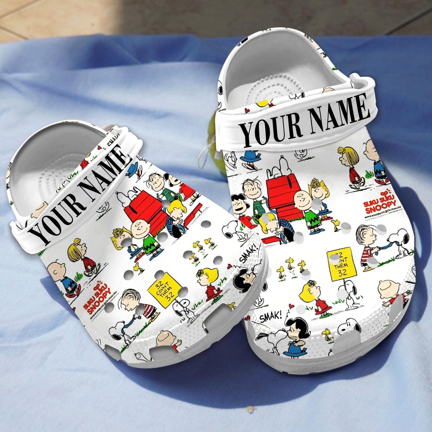 Personalized Peanut Snoopy Classic Cartoon Crocs Clogs For Men Women and Kids