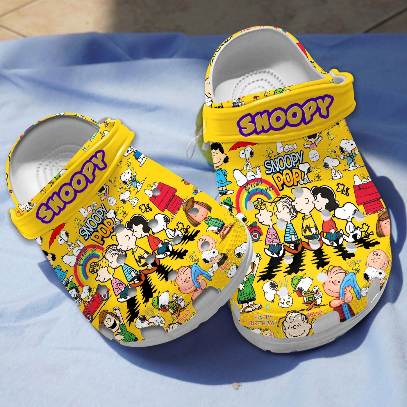 Cartoon Peanuts Snoopy Soft And Lightweight Activity Crocs Clogs For Men Women and Kids