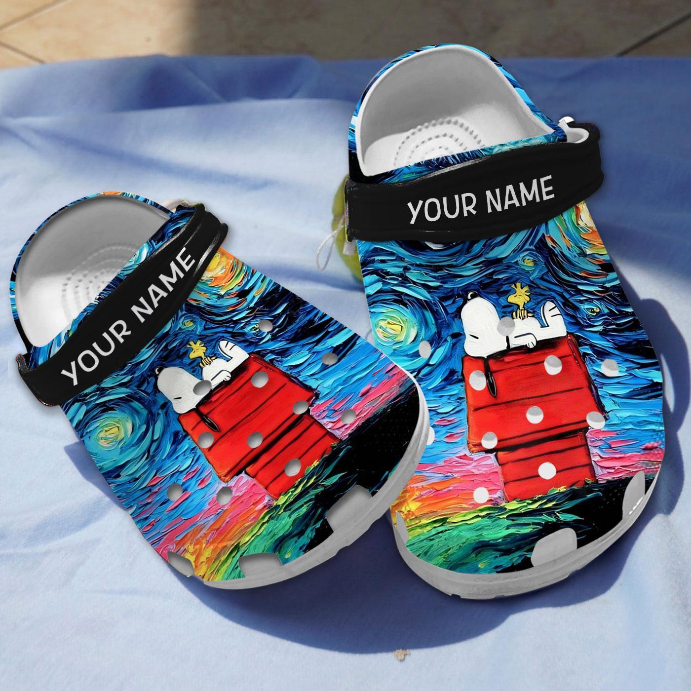 Amazing Snoopy Painting, Amazing Snoopy Painting Crocs Clogs For Men Women and Kids