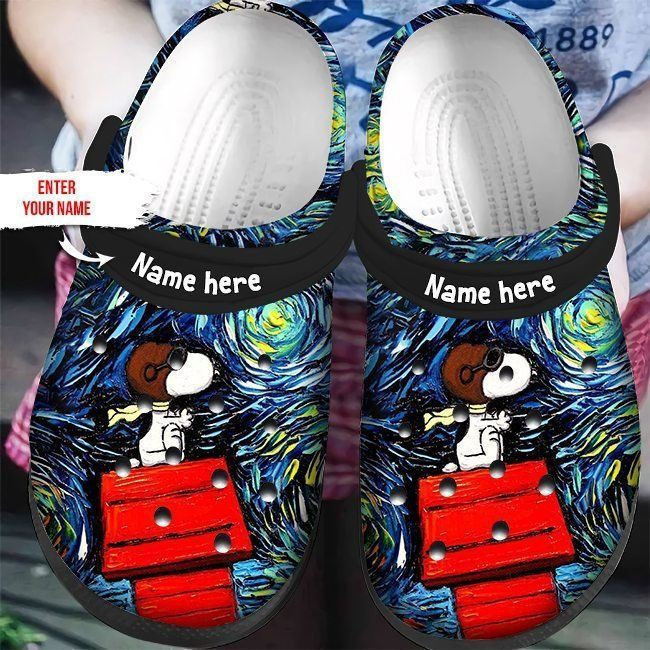 Snoopy Linus Classic Crocs Style, Snoopy Linus Crocs Clogs Comfortable For Men Women And Kids