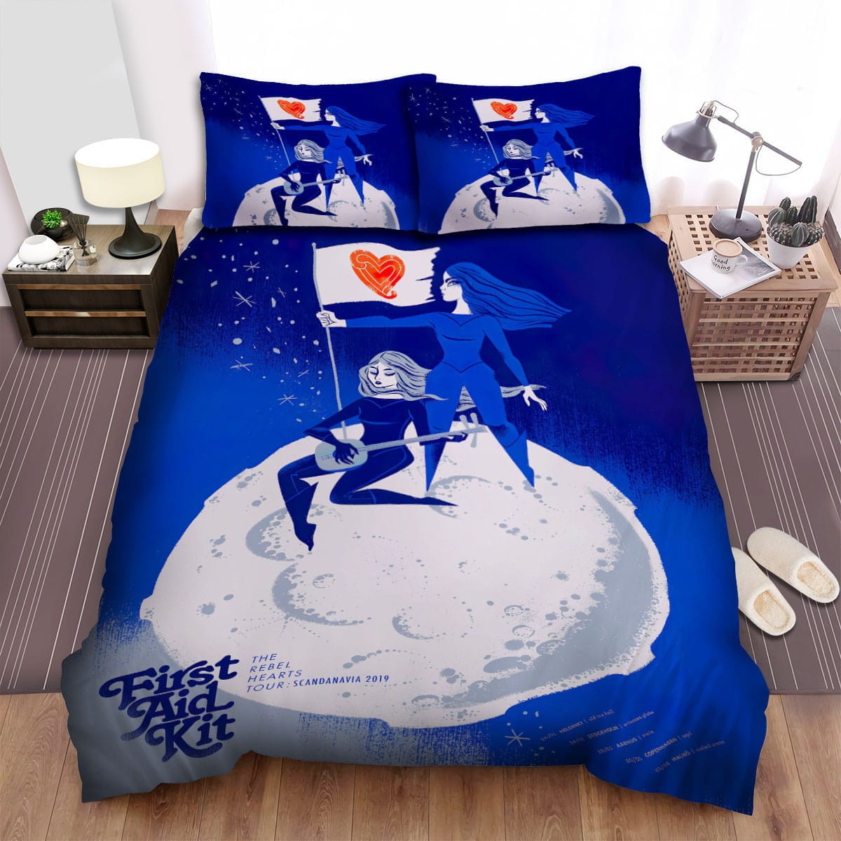 First Aid Kit On The Moon Decorative Bedding Sets with Duvet Cover, Flatsheet, Pillowcases