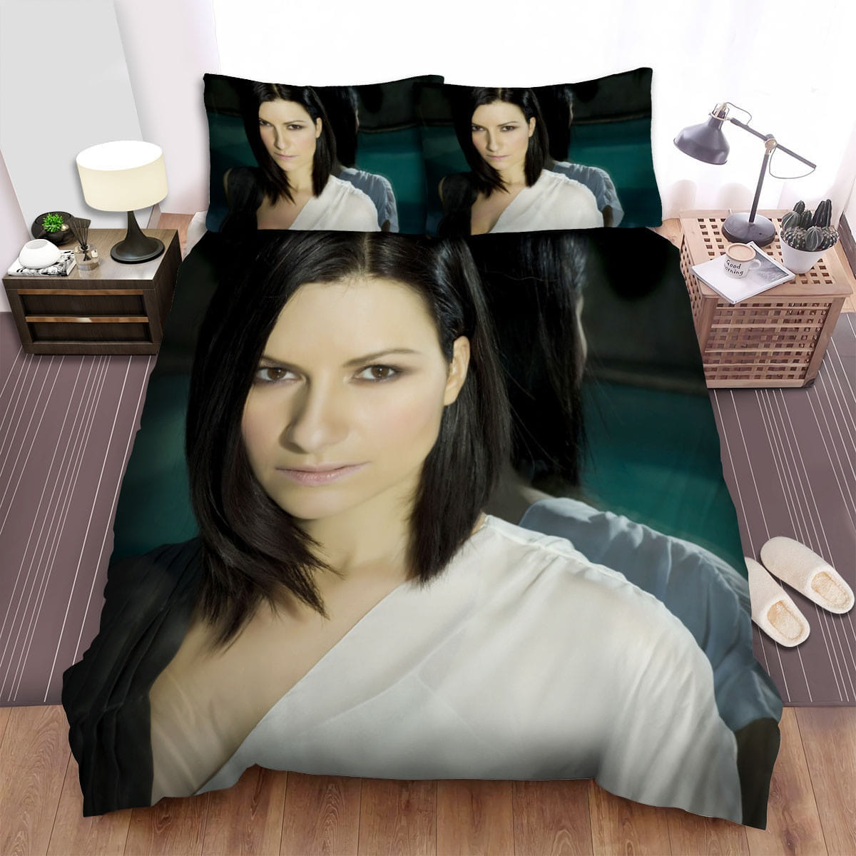 Laura Pausini Glaze Bedding Sets, Flatsheet Gift For Christmas, Thanksgiving, Halloween