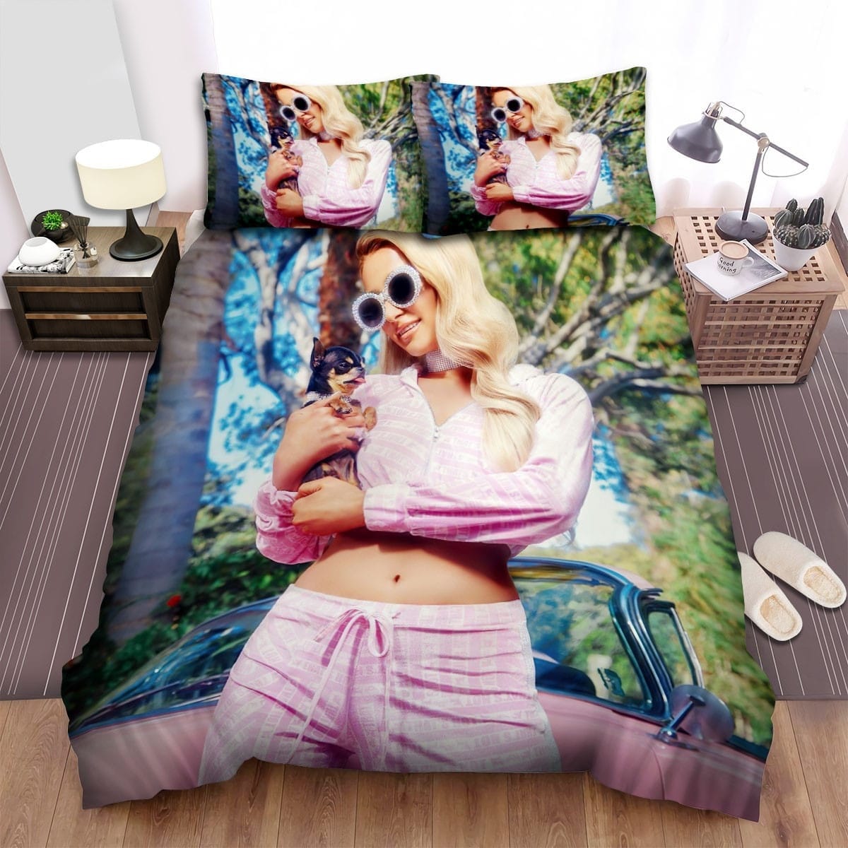 Paris Hilton With Dog Bedding Sets, Flatsheet Gift For Christmas, Thanksgiving, Halloween