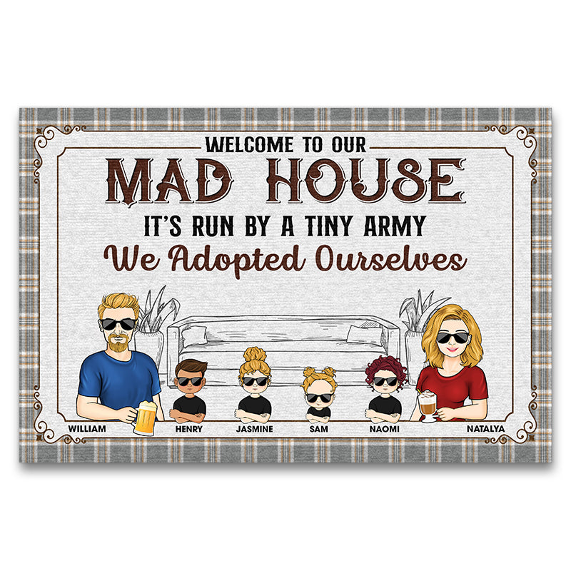 Mad House It'S Run By A Tiny Army Couple Husband Wife Couple Gift Custom Doormat