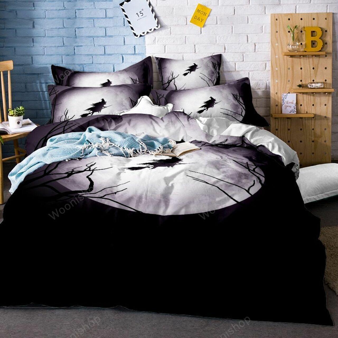 Hot Halloween Night Cartoon Design With Bats Witches Full Moonet Forest Stunning Room Decoration Bedding Set Duvet Cover Gift For Halloween Season