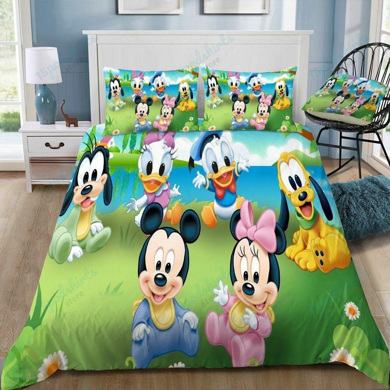 Disney Mickey Mouse And Friends 46 Beautiful Decor For Disney Fan Bedding Set Duvet Cover Meaningful Gift For Love