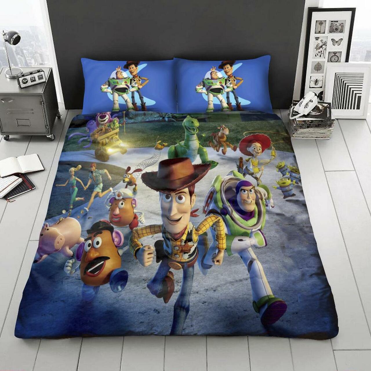 Toy Story V2 Amazing Disney Room Decor Bedding Set Duvet Cover With Pillowcase Meaningful Gift For Kids Friend Family Member Holiday Gift