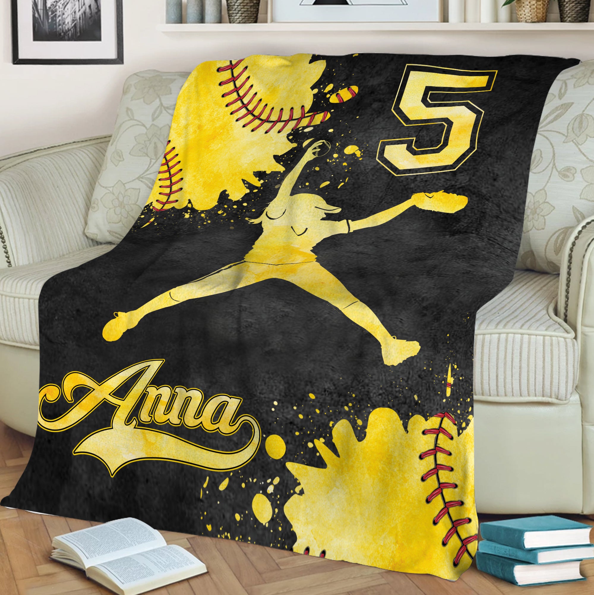 Petmytshirt Softball Blanket Custom Name Number Soft Cozy Sherpa Fleece Throw Blanket Gift for Softball Pitcher Mom Daughter Kid Team