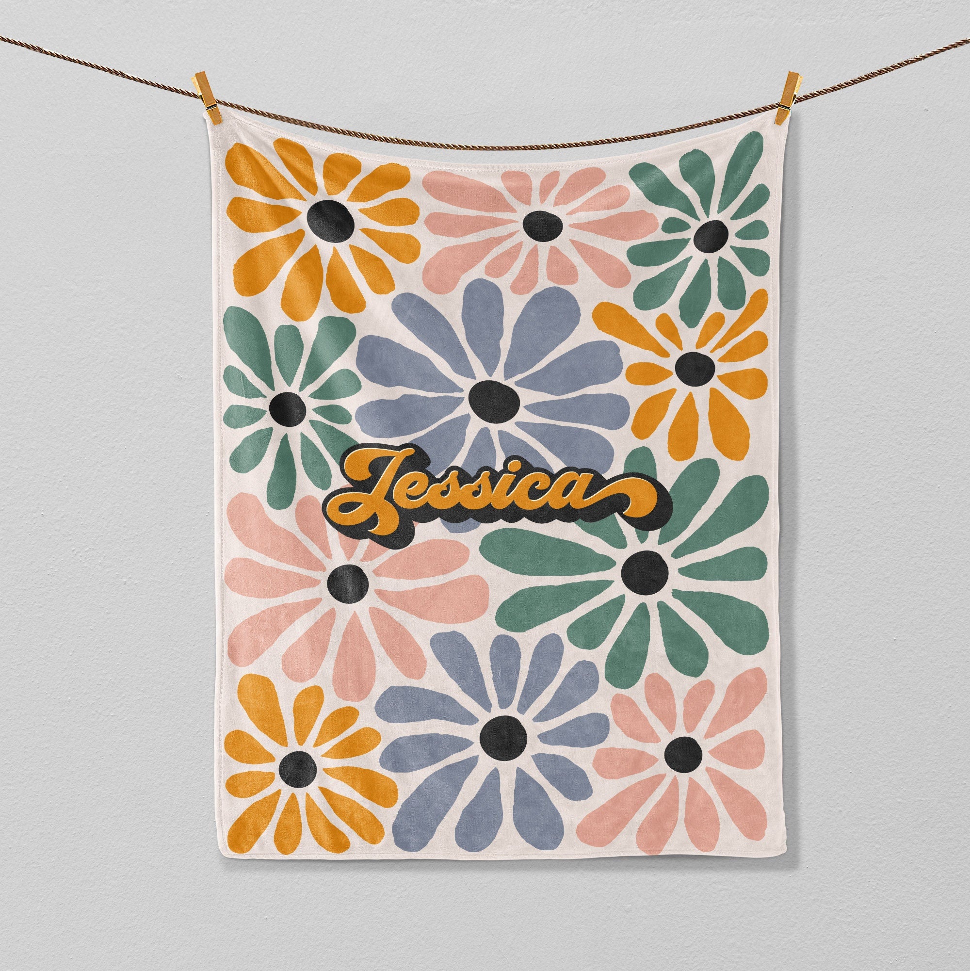 Petmytshirt Daisy Blanket Retro Flower Blanket Custom Name Gift for Mom Daughter Sister Girl