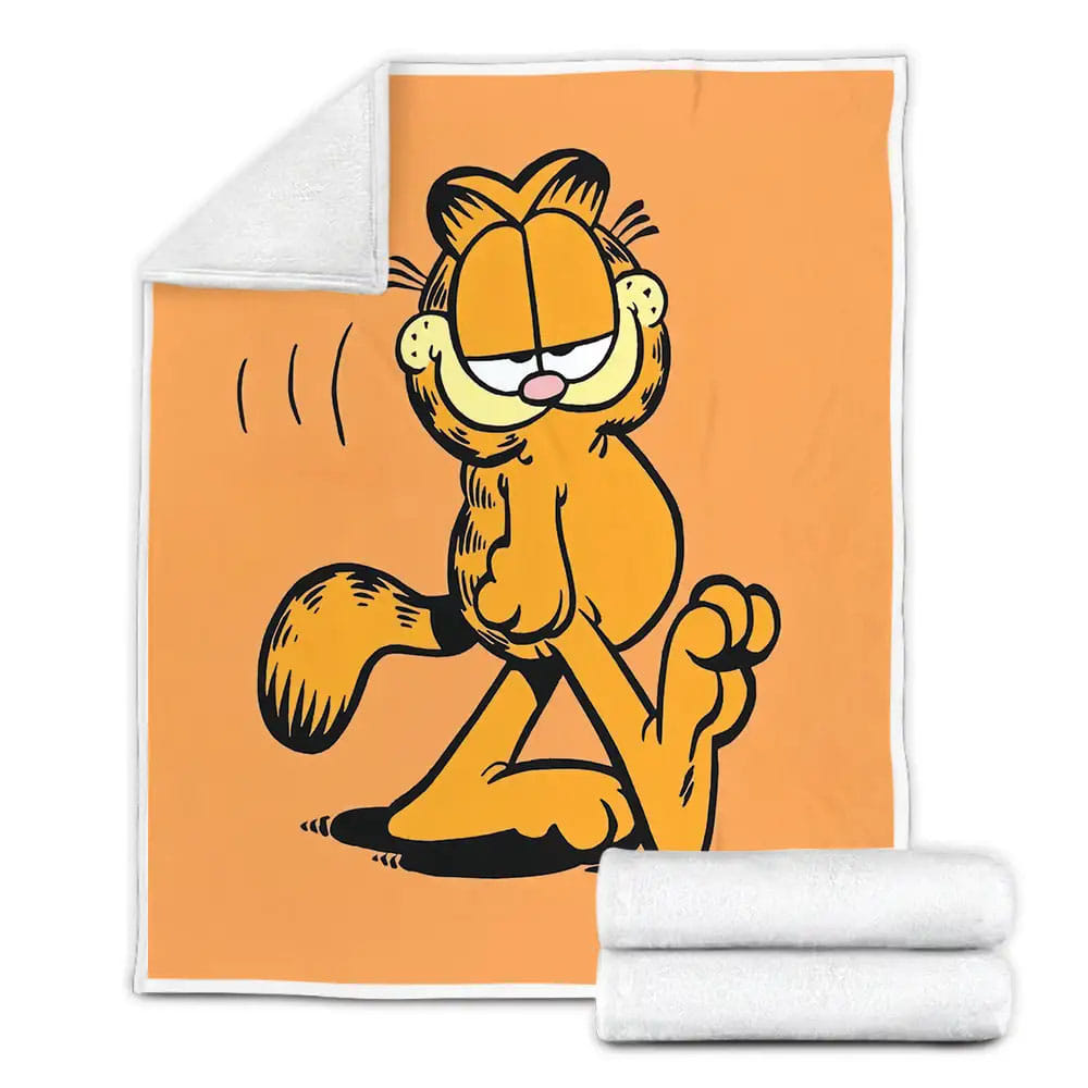Garfield Smiling And Walking Slowly Fleece Blanket Perfect 