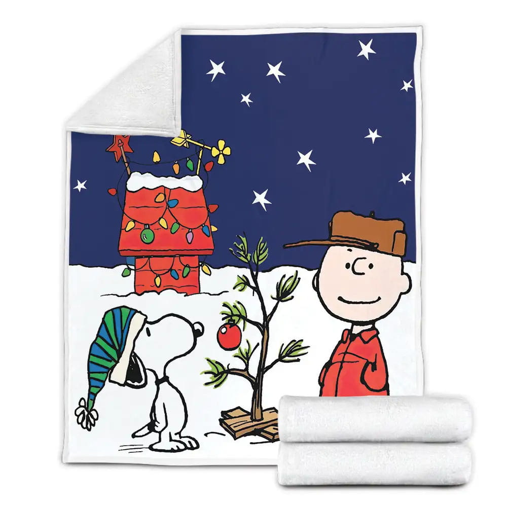 Peanuts Charlie Brown And Snoopy Decorating For Christmas Fleece Blanket Gift For Birthday Halloween Christmas Thanksgiving
