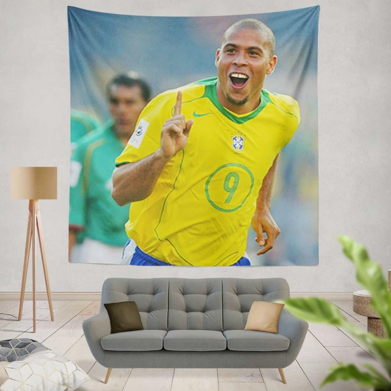 Ronaldo Nazario Real Madrid Tapestry
