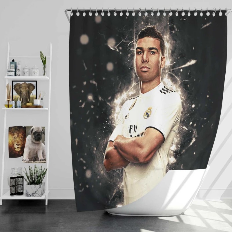 Casemiro Top Oder Real Madrid Football Player Shower Curtain