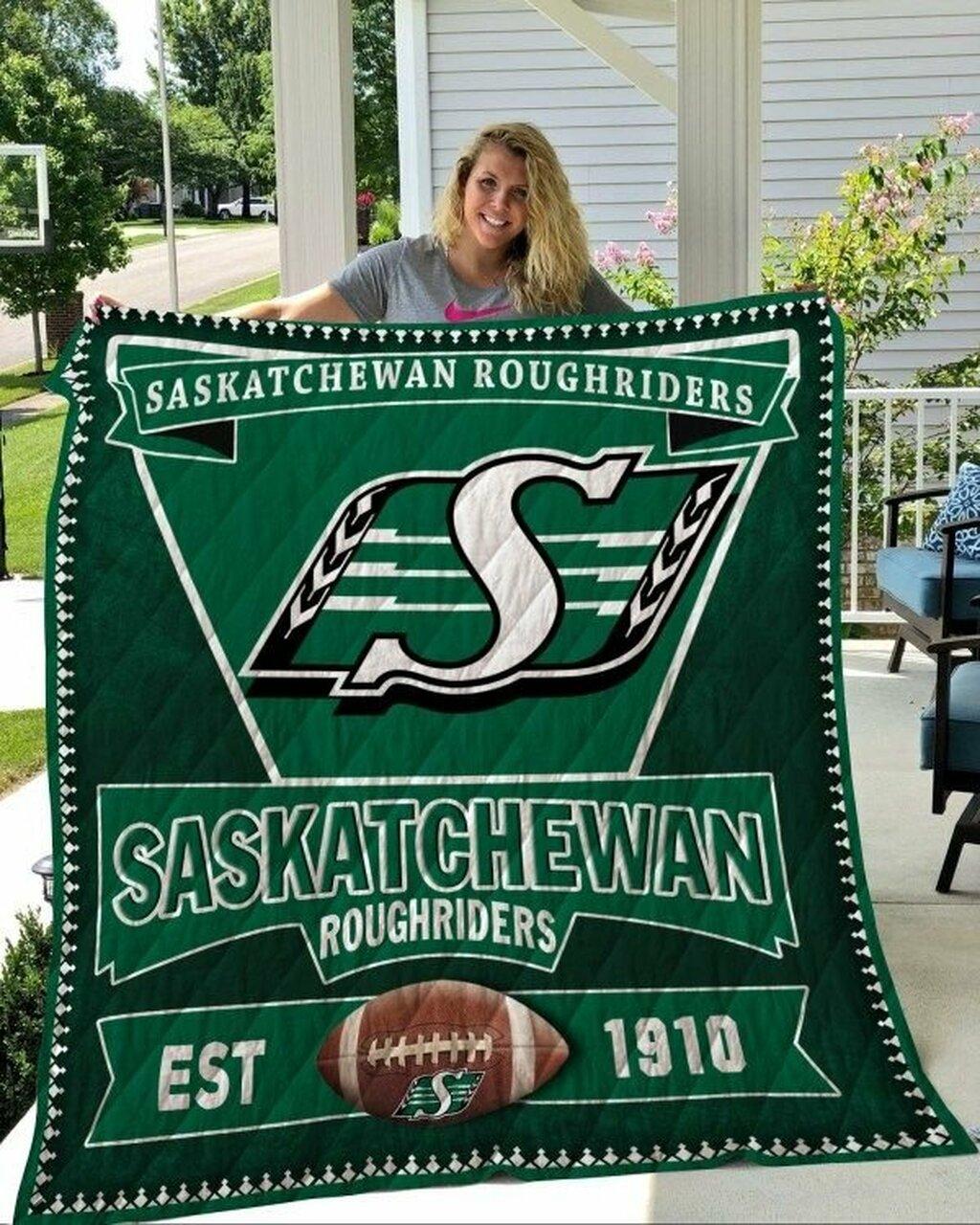 Saskatchewan Roughri Quilt Blanket