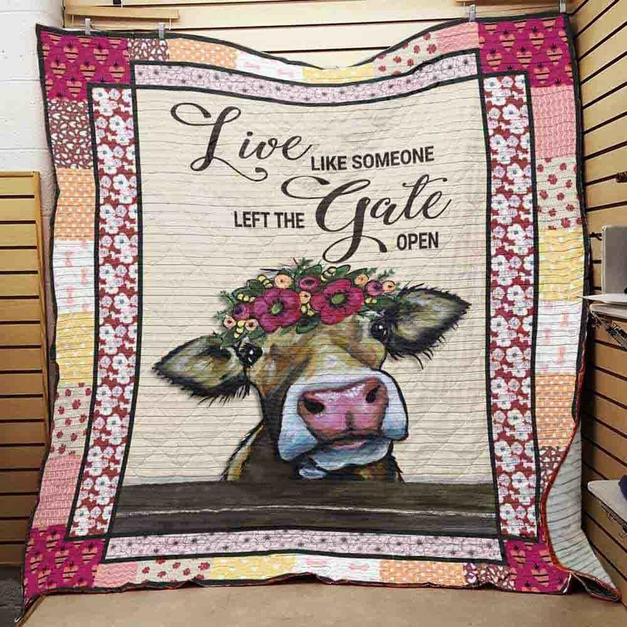 Farmer Cow Live Liomeone Left The Gate Open Quilt Blanket Greattomized Blanket G For Birthday C Thgiving