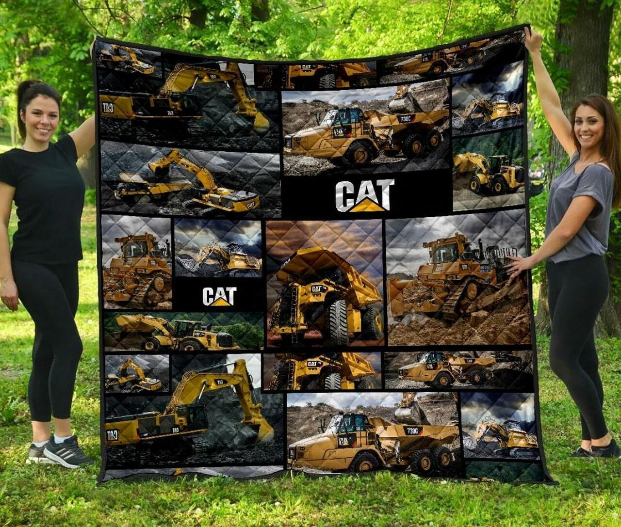 Ctpt B310734 Caterpillar Truck Quilt Blanket Quilt