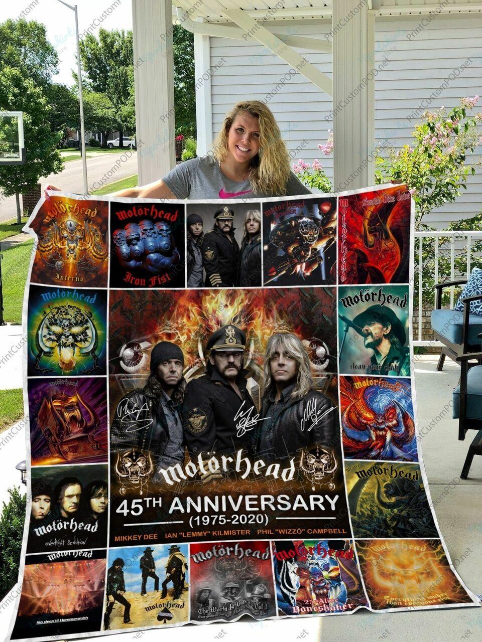 H Mh Quilt Blanket