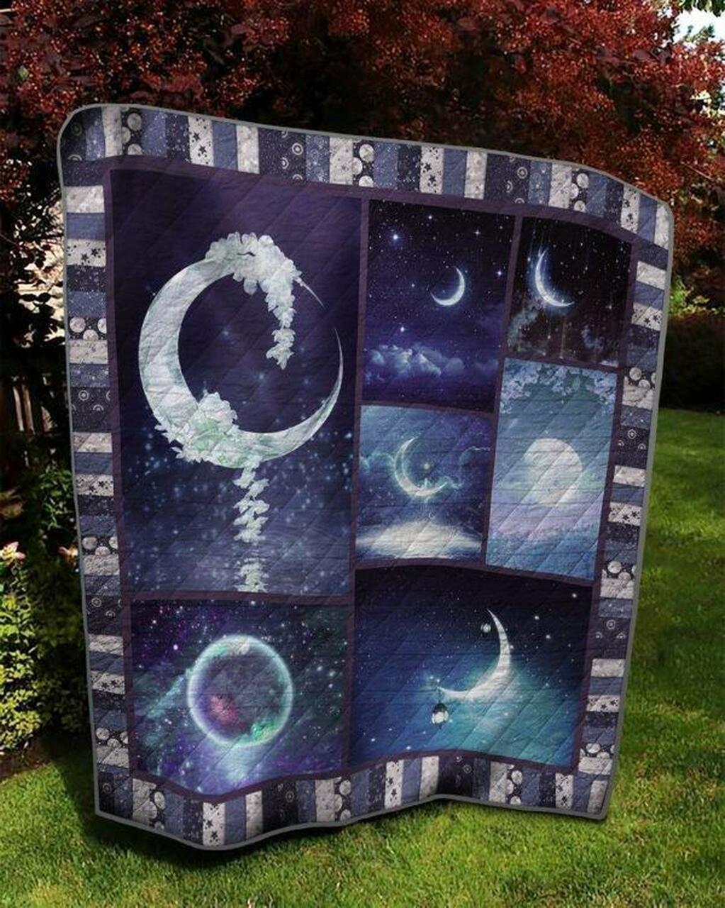 The Moon P110411 Quilt Blanket Quilt