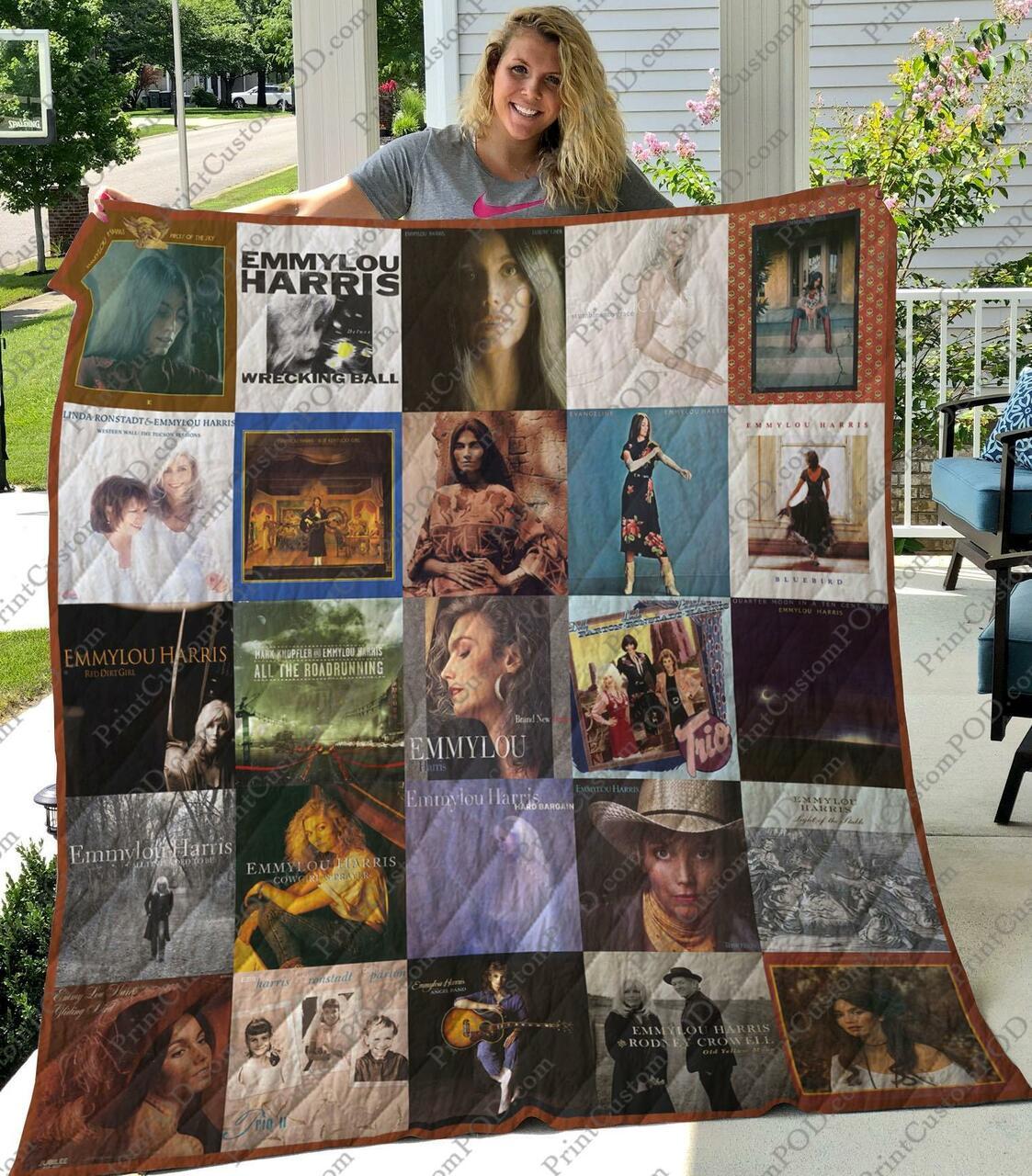 M300722 Emmylou Ha Quilt Blanket Quilt