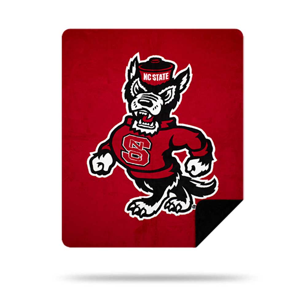 NCAA tate Wolfpailver Knit Throw Blanket