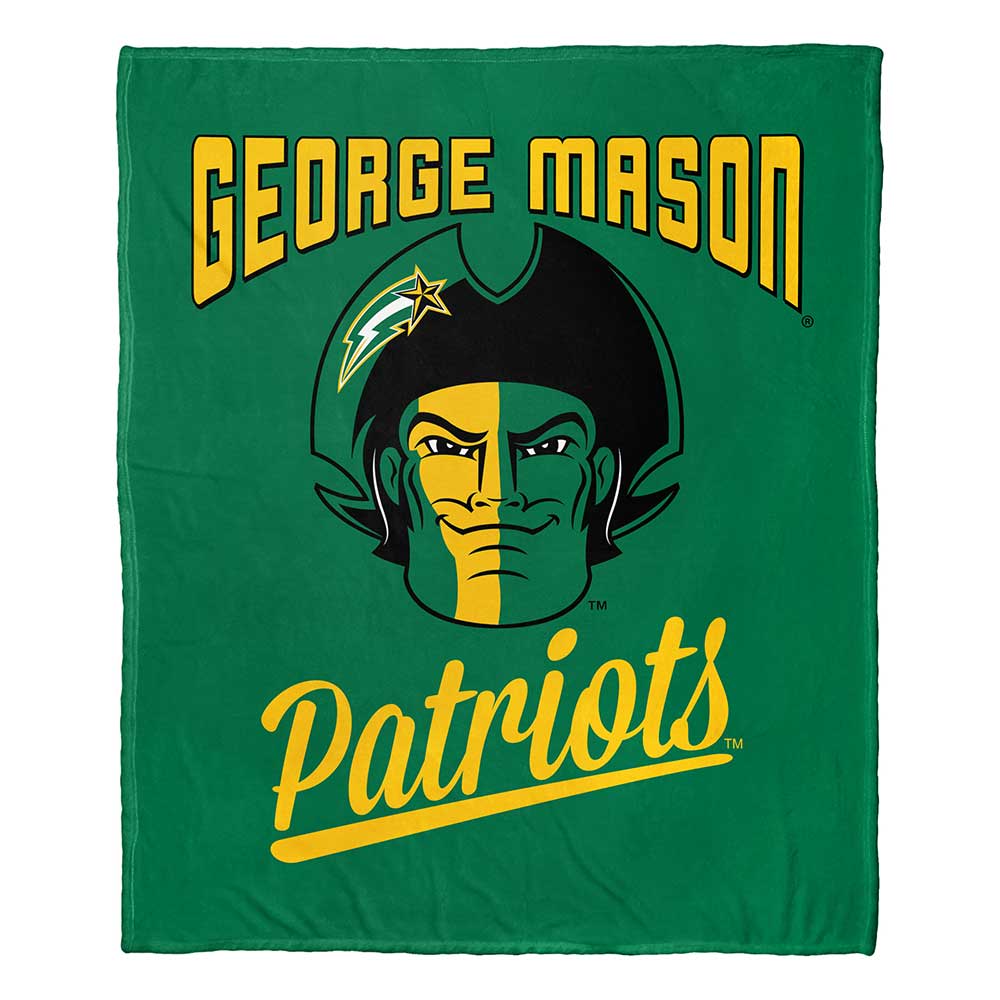 NCAA Georgeon Patr Alumilk Touch Throw Blanket
