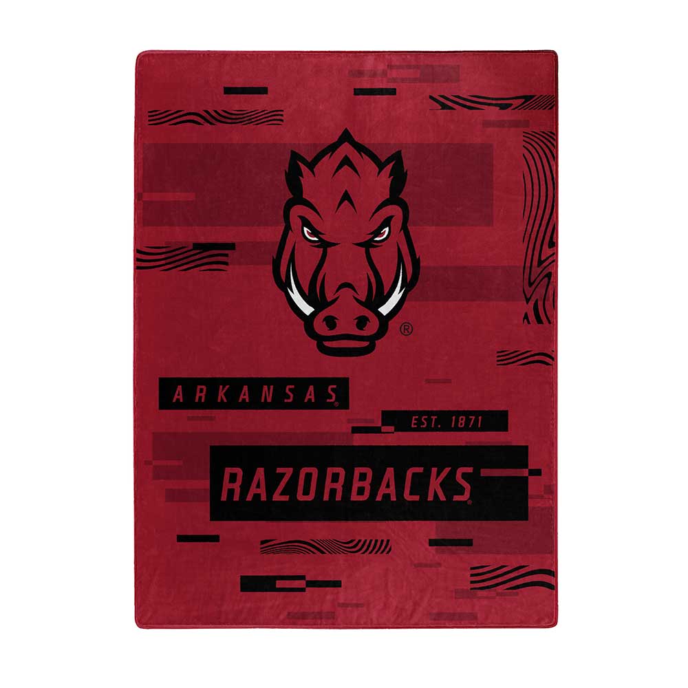 NCAA Digitize Aras Razorbchel Throw Blanket