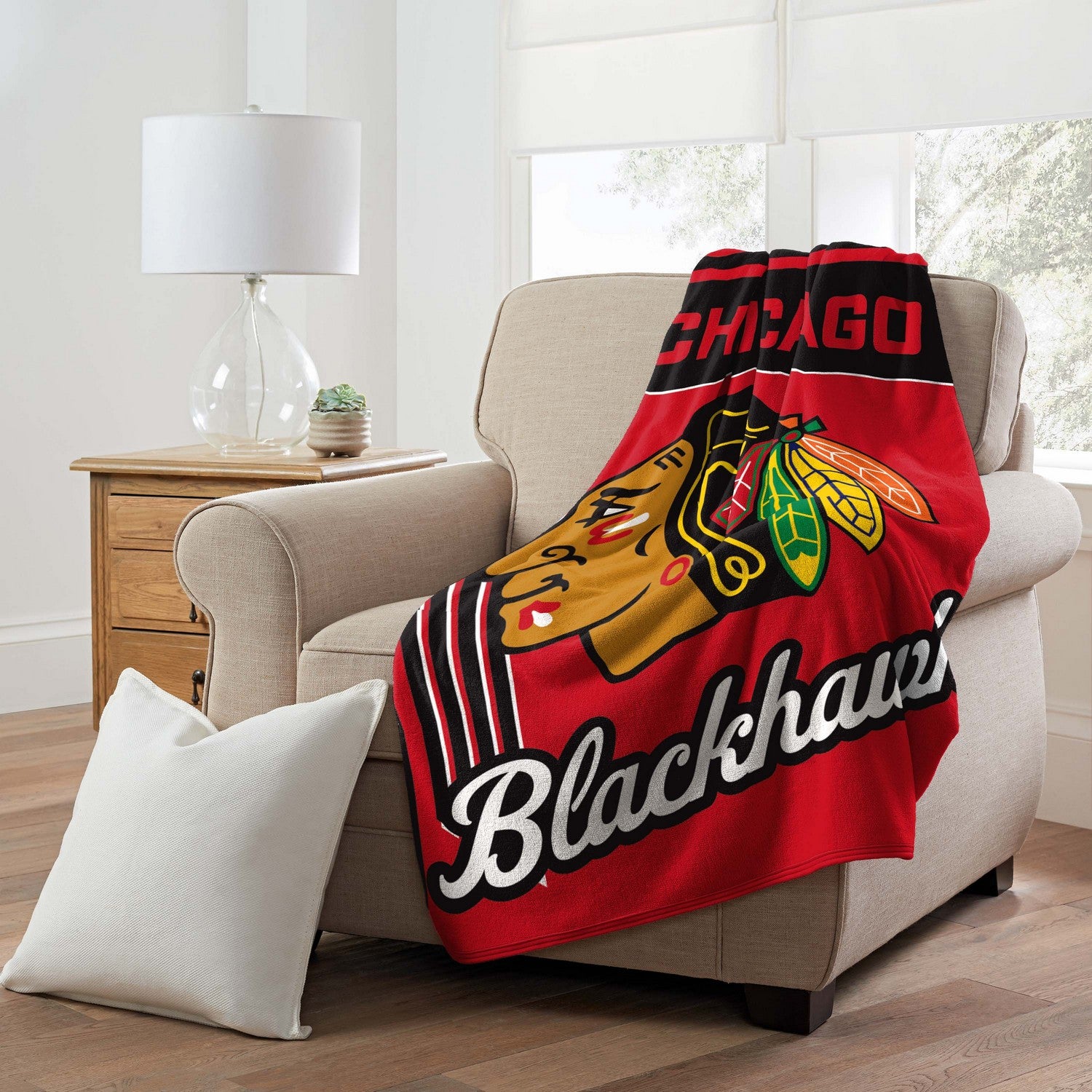 Chicago Blackh NHL Officially Lied Throw Blanket