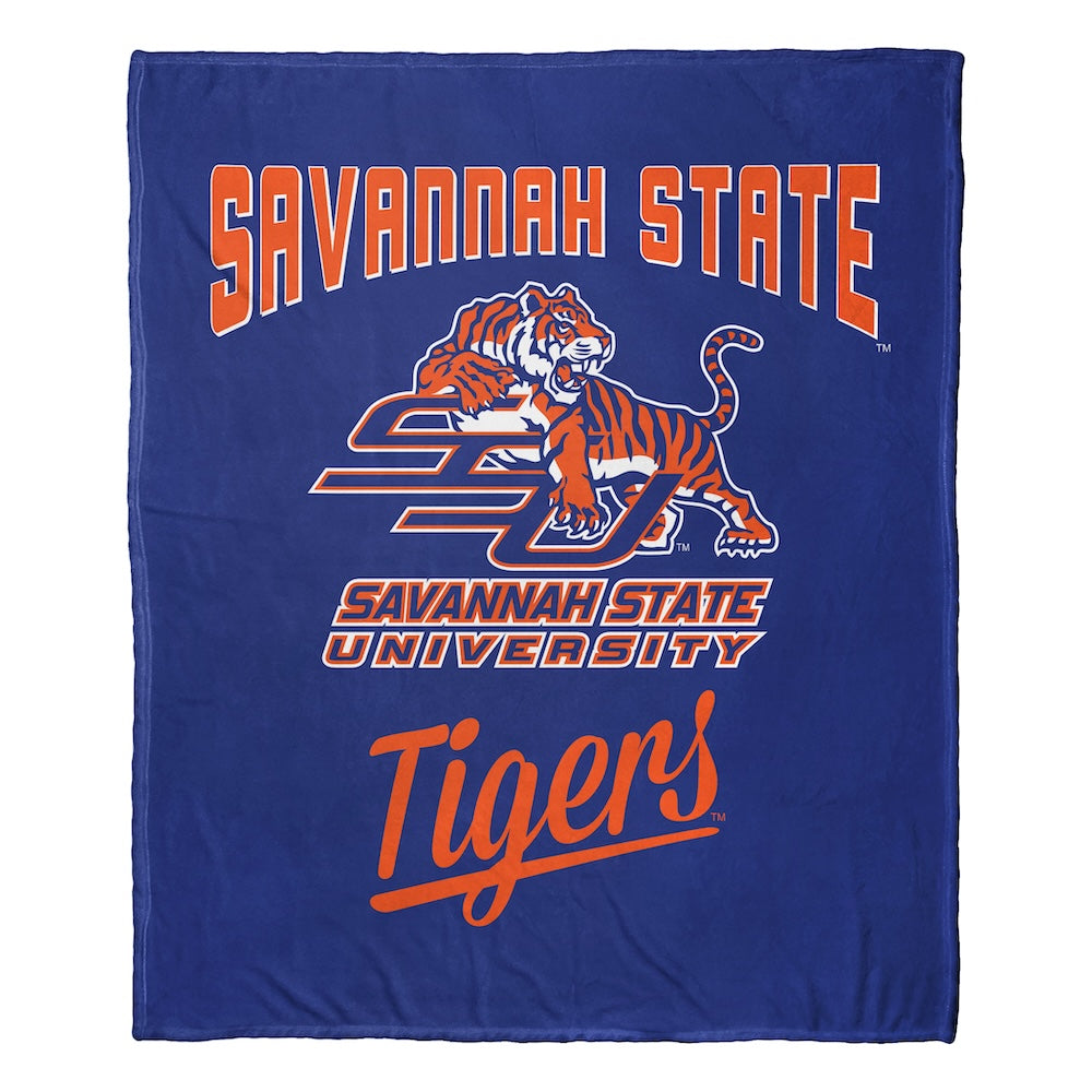 NCavanntate Ti OFFICIAL Throw Blanket