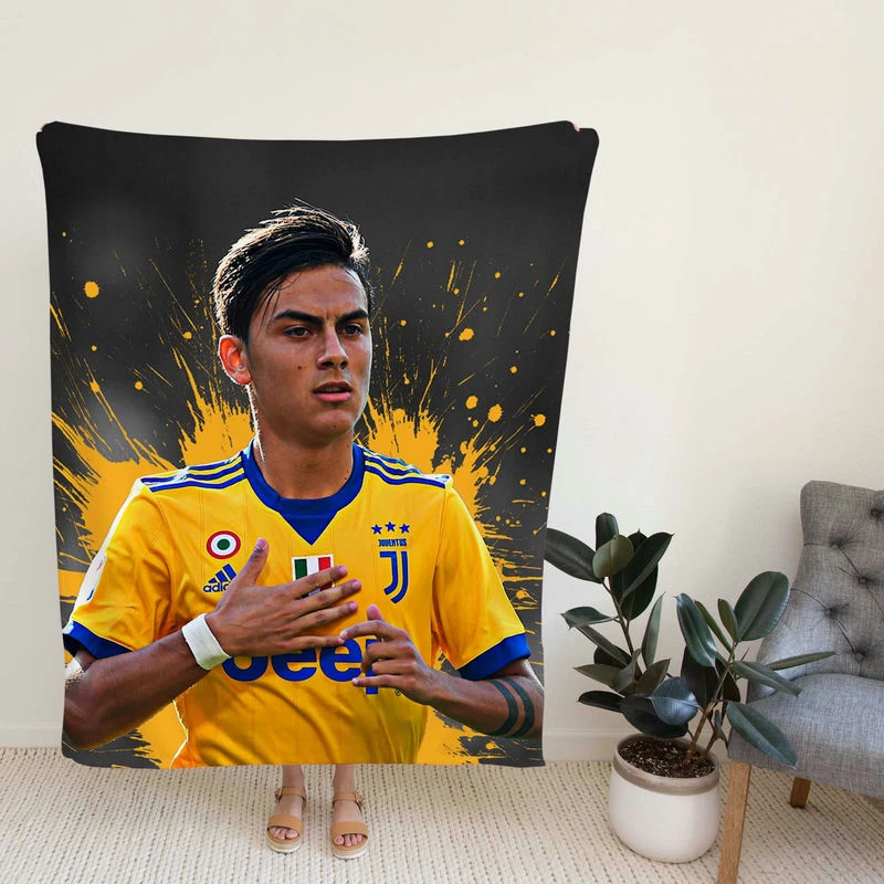 Paulo Bruno Dybaharp Juve Football Player Fleece Blanket