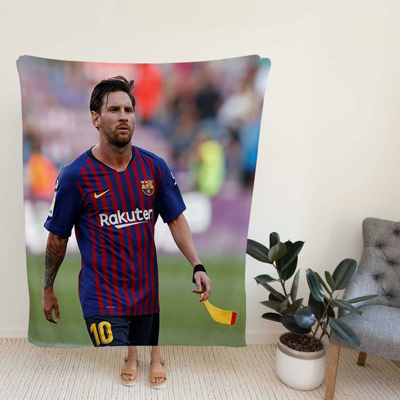Energetic Football Player Lionelsi Fleece Blanket