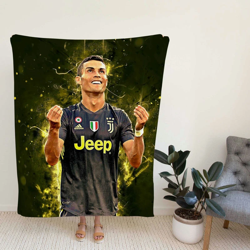tiano Ronaldo Graceful Juve Football Player Fleece Blanket