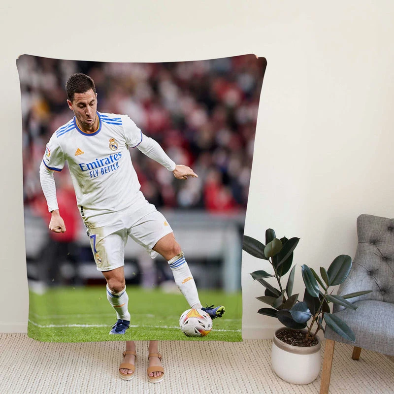 Real Madrtar Football Player Eden Hazard Fleece Blanket