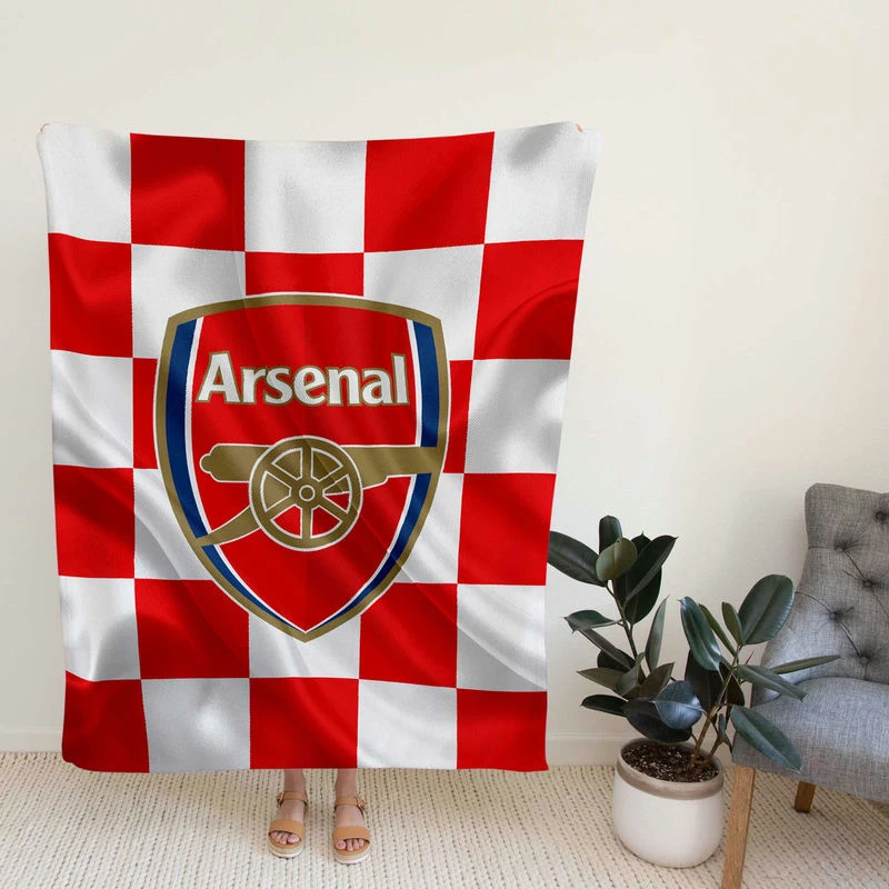 Arsenal FC Flagign Football Logo Fleece Blanket